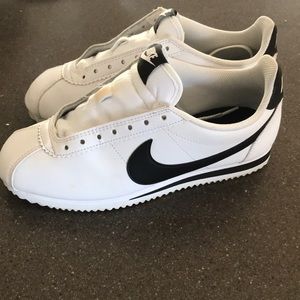 Nike Cortez